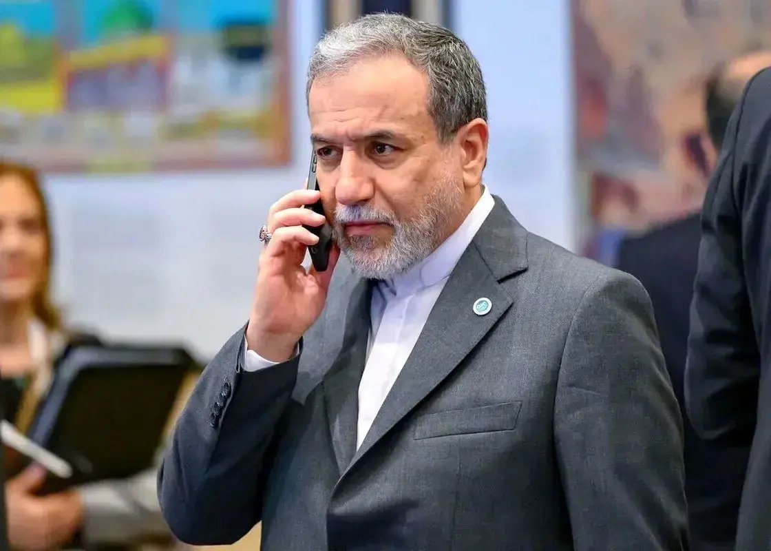 گفت‌وگوهای تلفنی عراقچی با سه همتای خارجی