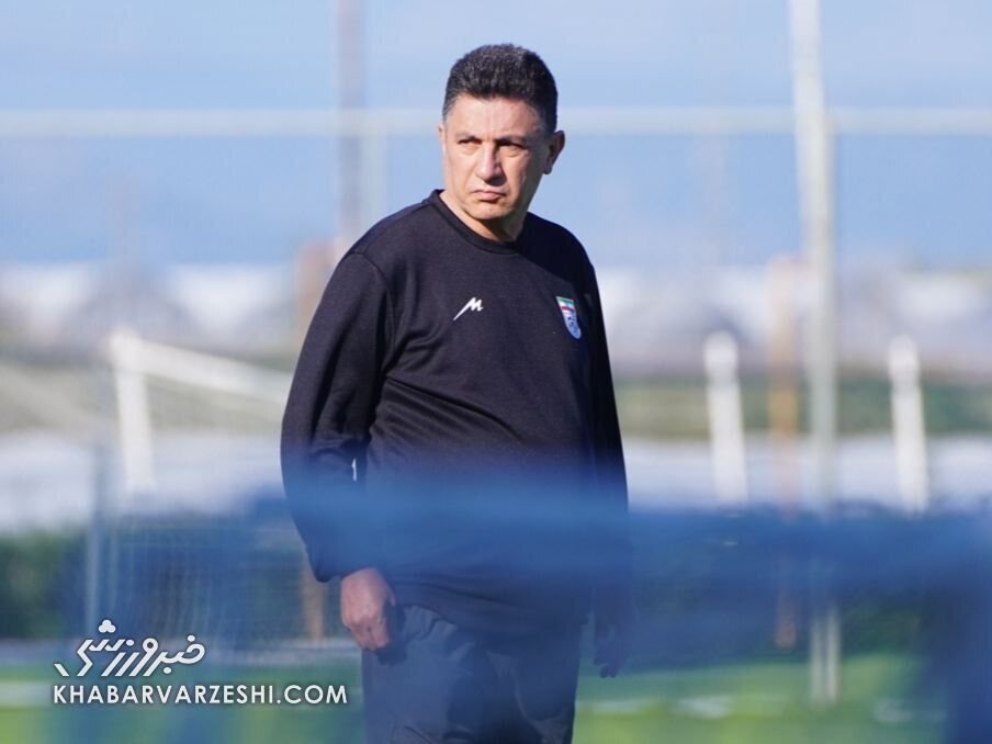 ویدیو| مربی تیم ملی: قلعه‌نویی اصرار دارد بازی درون تیمی در استادیوم با داور بین‌المللی و VAR برگزار شود!