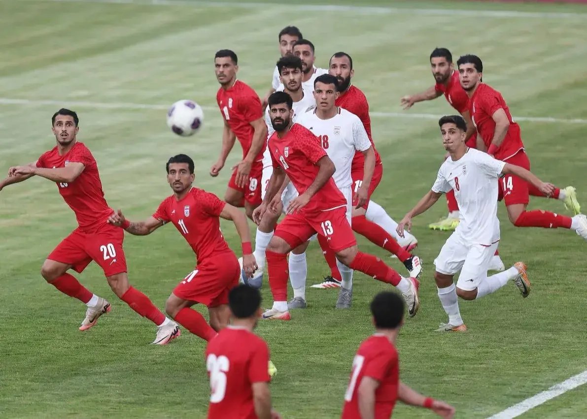 رسانه ژاپنی:/ با وجود جنگ ایران با لباسهای جدید تمرین می‌کند