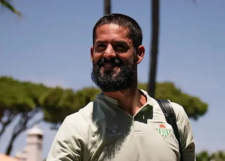 ایسکو به من نارو زد، او را دادگاهی می‌کنم!