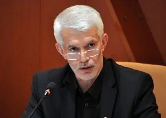 اسبقیان: وزیر فقط روی مدال طلا تاکید دارد/ کسی بگوید وزارت دخالت کرده، استعفا می دهم!