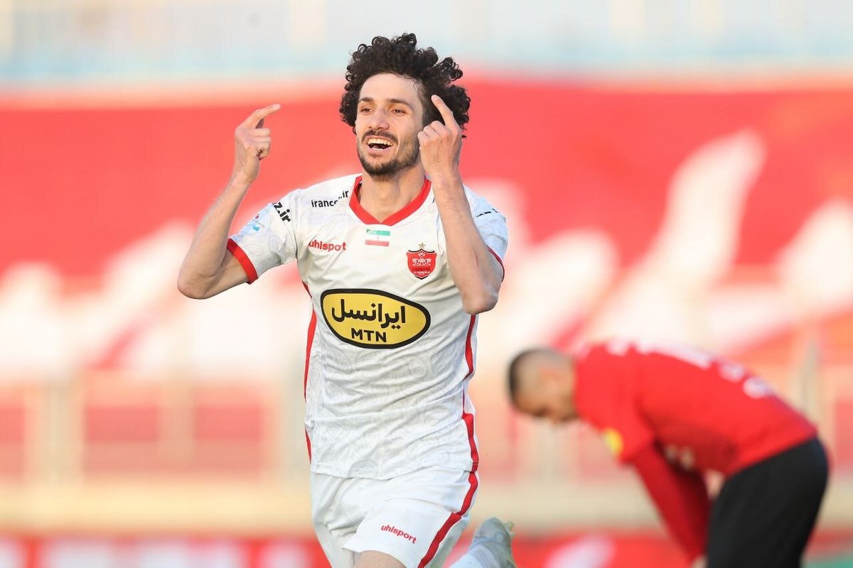 عکس | مدافع پرسپولیسی از سپاهان هم جدا شد
