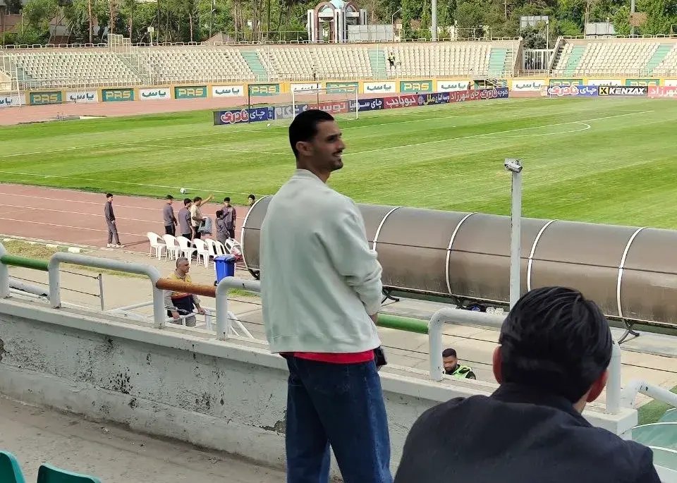 دروازه‌بان پرسپولیسی در دستگردی (عکس)