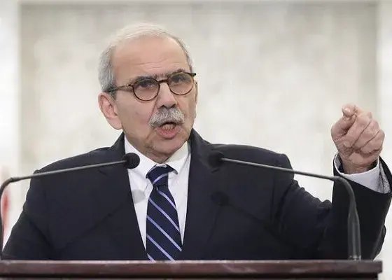 نواف سلام: 