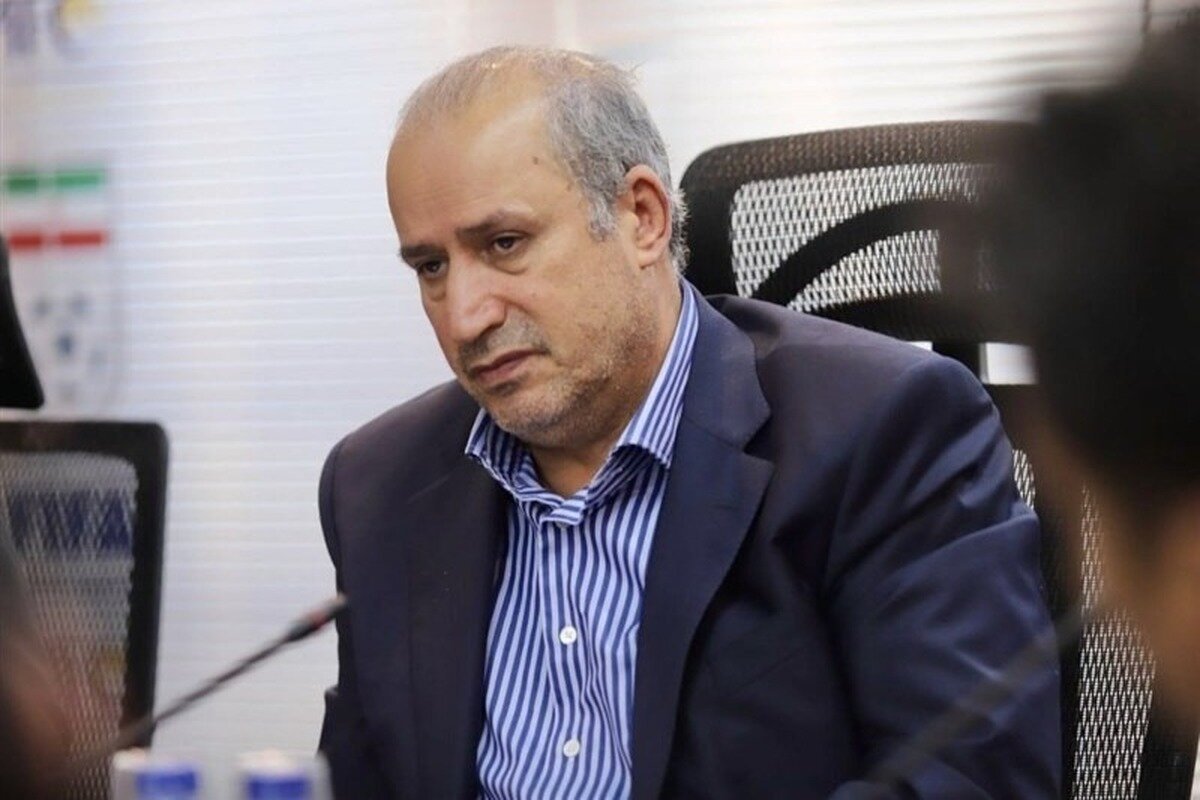تصویری متفاوت از مهدی تاج در فرودگاه کانادا قبل از بازگشت به ایران
